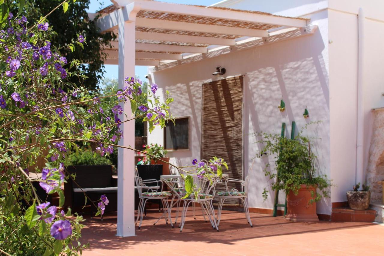 Penzion Trullo Il Melograno Ostuni Exteriér fotografie