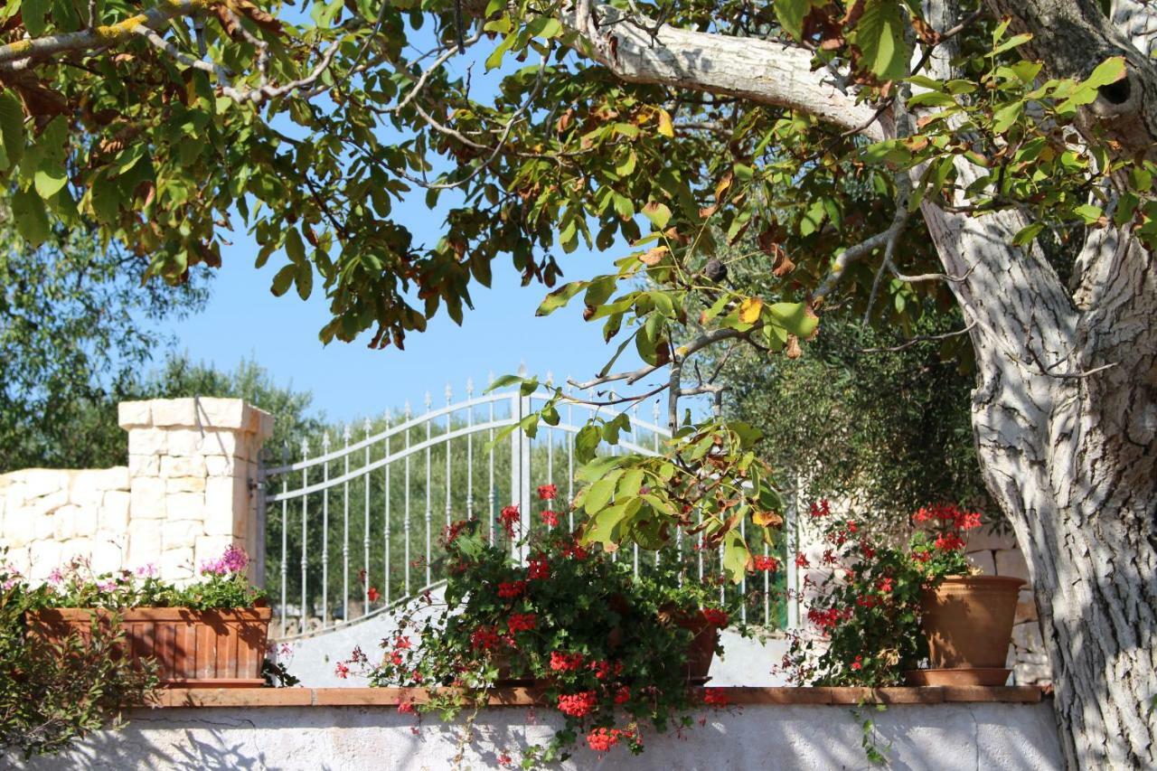 Penzion Trullo Il Melograno Ostuni Exteriér fotografie
